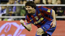 Messi scores second weekly hat-trick in Barca's win