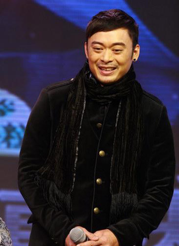 Hong Kong director Wong Jing's sci-fi action film 'Future X-Cops ' premieres on Thursday on March 25 in Beijing. Cast member Louis Fan promotes the movie at the premiere. The film will open in cinemas on March 30.
