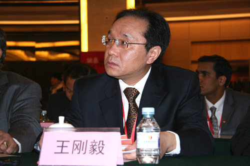 Wang Gangyi, Vice Editor-in-chief of China International Publishing Group (CIPG), President and Editor-in-chief of Beijing Review, at the China-India Development Forum held in Beijing on March 30, 2010[China.org.cn] 
