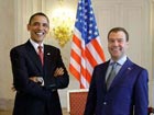 Obama, Medvedev sign nuclear disarmament treaty