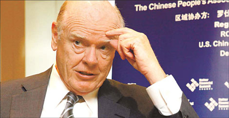 John Snow, former US Treasury Secretary, said it is up to Chinese leaders to decide the timing of any yuan revaluation, although he believes a gradual currency revaluation would be the best option for China. [China Daily] 