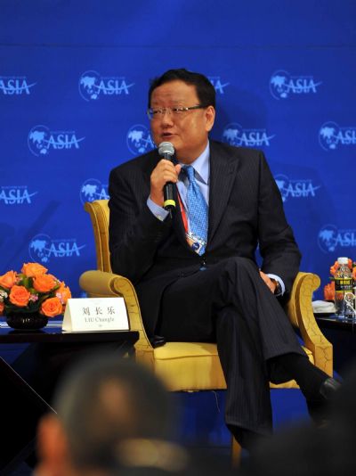 Chairman and CEO of Phoenix Satellite Television Liu Changle speaks at the forum: 'Move to Consumption - Asian Style' during the Boao Forum for Asia (BFA) Annual Conference 2010 in Boao, a scenic town in south China's Hainan Province, April 10, 2010. The forum 'Move to Consumption - Asian Style' was held here on Saturday. 