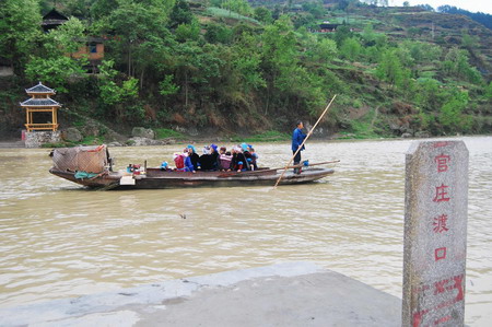 Rainfall quenches thirsty land in SW China