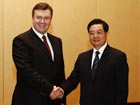 President Hu meets Japanese, Ukrainian leaders