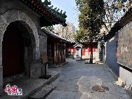 The Niujie Mosque, or Cow Street Mosque, is the biggest and oldest mosque in Beijing. Located in Xuanwu District, it was first built in 996 and reconstructed and enlarged under the Qing Emperor Kangxi (1622-1722). [Photo by Jia Yunlong]