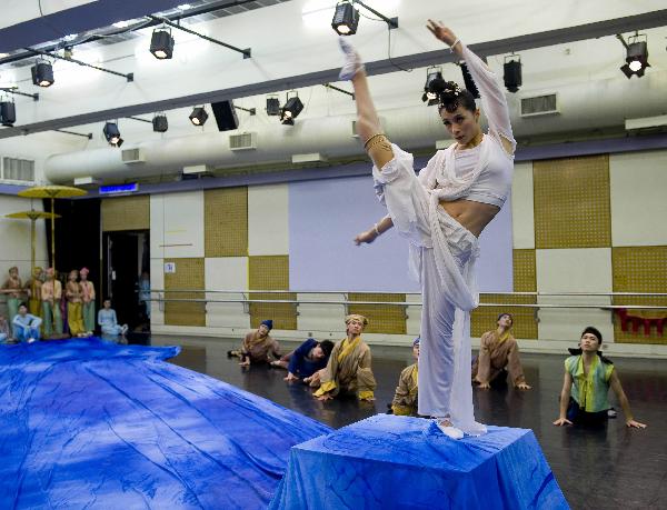 Dancers rehearse Qingming Riverside, an epic dance poem, at the Hong Kong Dance Troupe on April 16, 2010. 