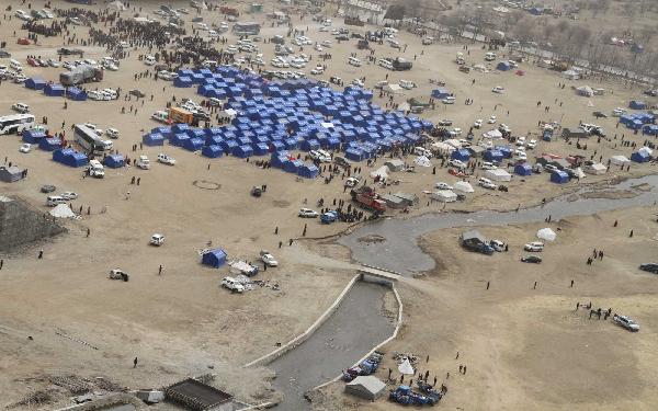 Aerial image taken on April 16, 2010 shows the quake-hit Yushu County, northwest China's Qinghai Province. The death toll from Wednesday's devastating earthquake reached 1,706 on Sunday. 