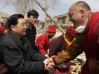 President Hu visits quake-hit Yushu