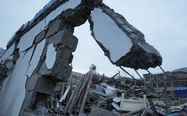 Photo taken on April 19, 2010 shows a view of the quake-devastated Zhaxi Datong Village, in Gyegu Town, Yushu County, northwest China's Qinghai Province. Zhaxi Datong Village is the worst-hit area during the April 14 quake in Qinghai. It has been mostly razed to the ground and 120 of the total about 670 villagers here lost their lives. 