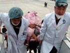 Medical staff rush to quake-hit area to help rescue work