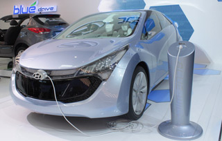 Beijing Auto Expo opens, focusing on 'green' technology