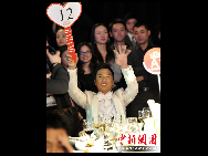 Chinese actor Zhen Zidan attends the 2010 BAZAAR Star Charity Night gala in Shanghai, April 25, 2010. A total of 400 showbiz stars, entrepreneurs and celebrities attended the event. [Chinanews.com]