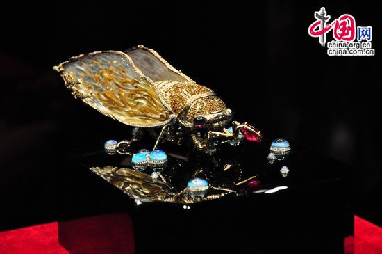 Epiphany of Dragon Cicada, Wallace Chan donates to the museum [Maverick Chen / China.org.cn]