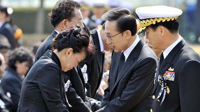 S. Korea bids farewell to warship victims