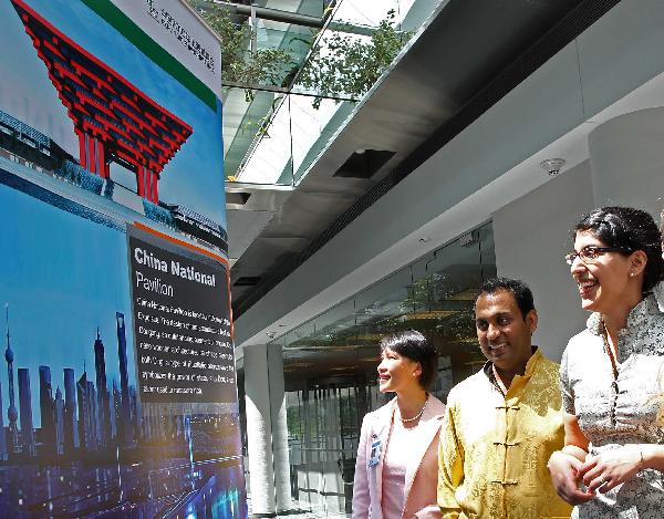 Photo exhibition on Shanghai World Expo opens in Canada