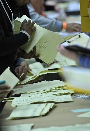 British people went to polls on May 6 morning as up to 50,000 polling stations across the country opened for ballots. Polling stations are open from 7 am local time (0600 GMT) to 10 pm (2100 GMT) on Thursday, and preliminary results will be out in the early hours of Friday. [Xinhua]