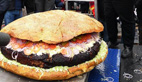 Giant hamburger goes for Guinness Record