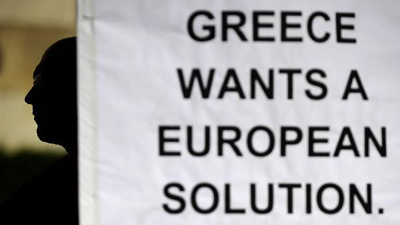 Greeks prefer austerity cuts to bankruptcy