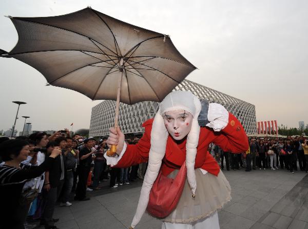 Traditional Costume Fashion Show in Shanghai Expo Park