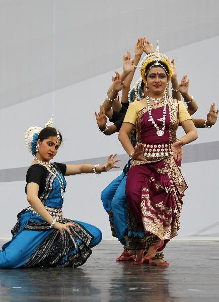 Traditional Indian dance staged at Shanghai Expo