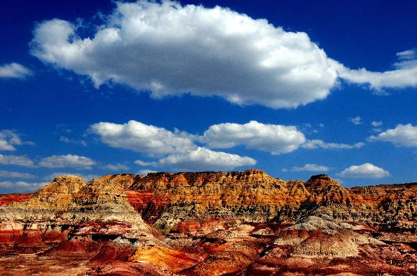 Photo taken on April 29, 2010, shows the view of Wucaiwan in a desert of Jimsar County of Hui Autonomous Prefecture of Changji in northwest China's Xinjiang Uygur Autonomous Region. [Xinhua/Yang Shiyao]