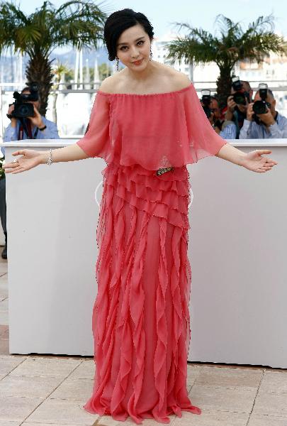 Chinese actress Fan Bingbing, a cast members of film 'Chongqing Blues' (Rizhao Chongqing), poses for a photo in Cannes of France, May 12, 2010.