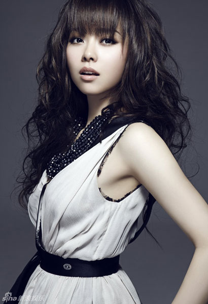 Chinese mainland singer Jane Zhang shoots a new series of photos. Zhang won the third place in the Chinese Idol 'Super Girl' in 2005. She was once invited by Oprah Winfrey to The Oprah Winfrey Talk Show to share the experiences on her success.