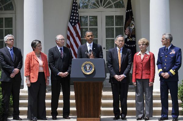 U.S. President Barack Obama makes a statement after meeting with cabinet members on the BP oil spill, in the Rose Garden of the White House in Washington D.C., capital of the United States, May 14, 2010. Obama Friday vowed 'relentless' efforts to stop an oil leak pouring into the Gulf of Mexico, saying the U.S. won't rest until leak is stopped. 