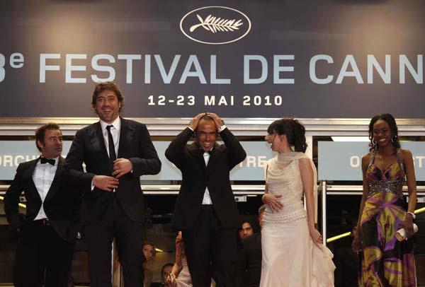 (L-R) Cast members Eduard Fernandez, Javier Bardem, director Alejandro Gonzalez Inarritu, Maricel Alvarez and Diaryatou Daff leave after the screening of Inarritu's film 'Biutiful' in competition at the 63rd Cannes Film Festival May 17, 2010. Nineteen films compete for the prestigious Palme d'Or which will be awarded on May 23.