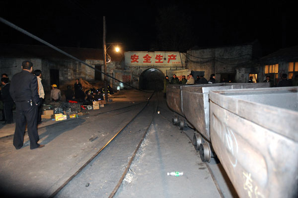 The photo taken on May 19, 2010 shows an entrance to a coal mine of Chentong Coal Industry Co., Ltd. in Yuxian County, Shanxi Province, where a gas explosion happened, killing at least 10 people. One miner is still missing. 