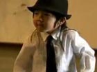 Chinese boy impersonates Michael Jackson