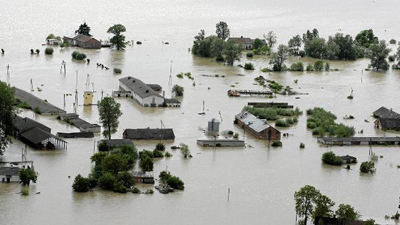 Worst floods in decade kill 15 in Poland