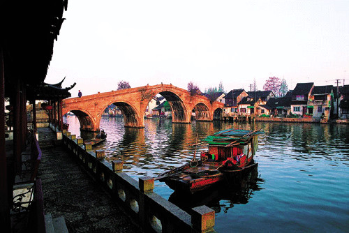 Zhujiajiao, about 50 miles (80 kms) from the Shanghai Expo site. [Photo: CRIENGLISH.com]