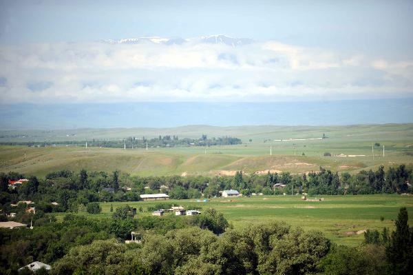 Photo taken on May 23, 2010 shows the landscape of a village in Kazakhstan. [Xinhua/Sadat]