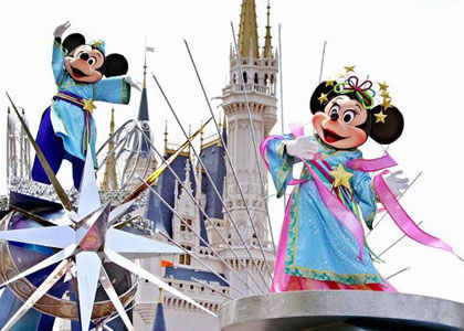 The Disneyland park in Shanghai will cover about 1.16 square kilometers, while facilities like parking lots and dining areas will take up to 2.74 square kilometers. [Sconline.com.cn photo]
