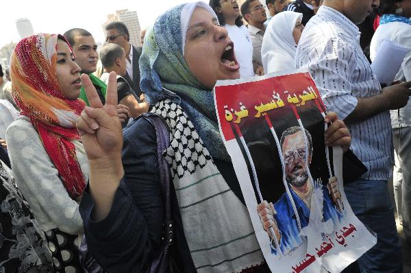 Egyptian protestors shout anti-Israel slogans in a rally in Cairo, capital of Egypt, May 31, 2010, after Israeli commandos attacked an aid flotilla carrying hundreds of pro-Palestinian activists, killing at least 19 people in the predawn raid. (Xinhua/Nasser Nouri)