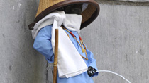 Brussels' Manneken Pis pees milk