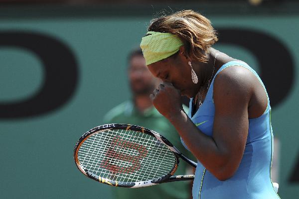 Stosur wrecked the Grand Slam hopes of Williams, outplaying the world number one and top seed 6-2, 6-7 (2/7), 8-6 in a thrilling French Open quarter-final. (Xinhua Photo)