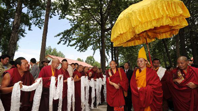 11th Panchen Lama arrives at Lhasa for Buddhist activities