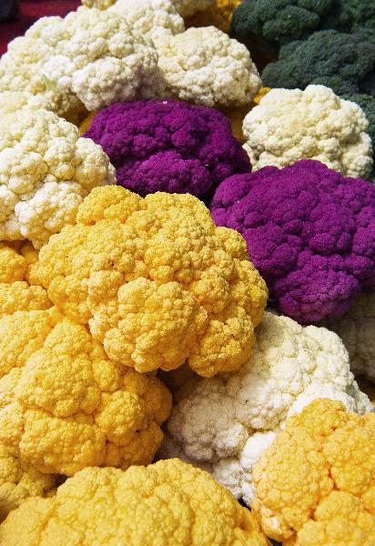 Colorful cauliflowers are seen at an open market in Washington D.C., the United States, on June 3. [Xinhua/AFP]