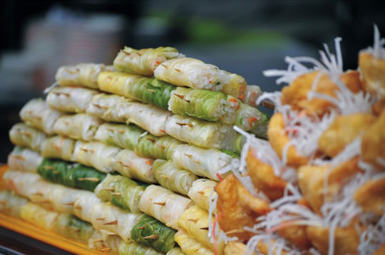 Mouthwatering dishes and snacks in Chengdu. 