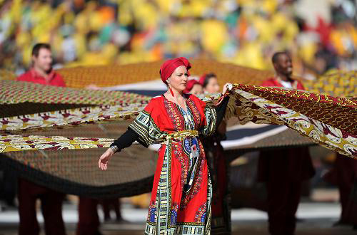 Art performance at the opening ceremony of South Africa World Cup. [Xinhua]