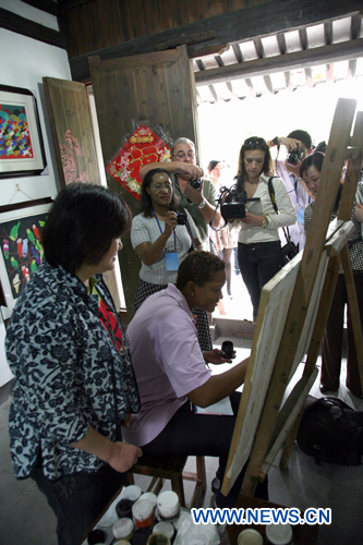 Latin American journalists experience Chinese rural life