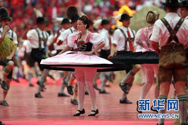 The opening ceremony of 2006 World Cup Germany [Photo Source: news.cn]