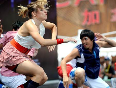 'Dance America' dances at Expo