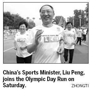 Chinese celebrate Olympic Day Run to enjoy sport