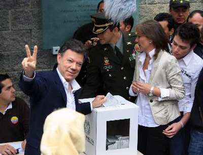 Juan Manuel Santos, candidate for the ruling Social Party of National Unity, was elected Sunday new president of Colombia for the term 2010-2014.