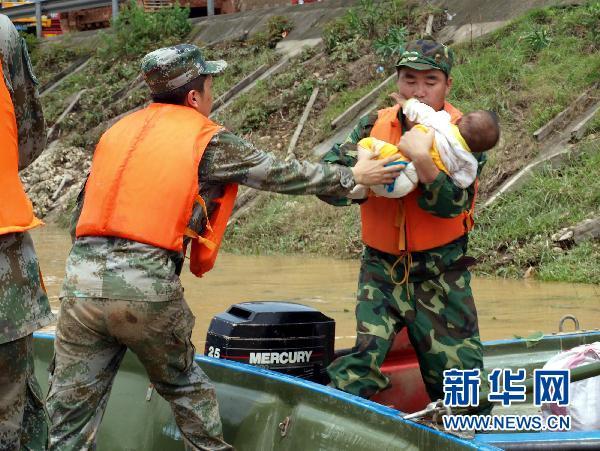 As of Monday, the water level of all the 26 rivers in Jiangxi has gone above the warning line, while the water level of six rivers, such as Xinjiang river and Fuhe river, has hit a record high.