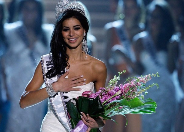 Miss USA 2010 Rima Fakih. [xinhuanet.com]