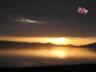 Dawn at Lake Sayram, Boertala, Xinjiang Uygur Autonomous Region, China [Photo by Li Shen]